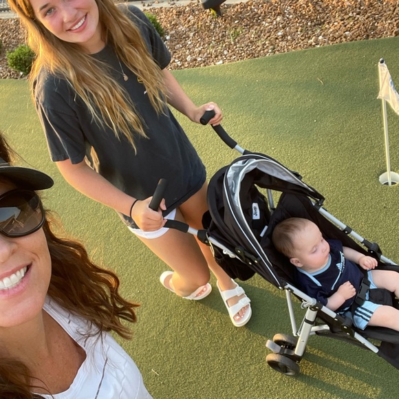 Meet your Posher, Sarah - Picture 4 of 8